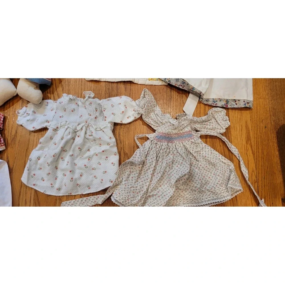 Large Bulk Lot Vintage Mixed Doll Clothes‎ with 20